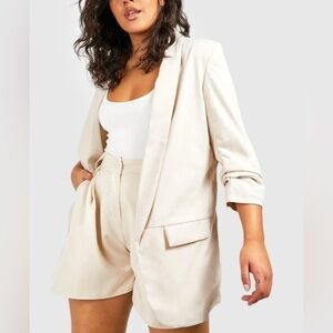 Boohoo Plus Cream Blazer